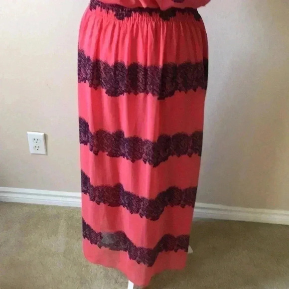 En Focus Pretty Orange and Blue Lace Horizontal Floral Maxi Dress-10P - Picture 5 of 6